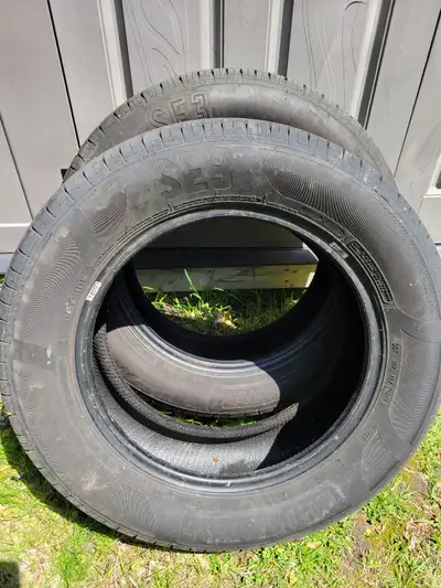 One tire for sale, manufactured in 2017. Tread is 5 mm deep, maximum load is 1521 Lbs. $20 or best o...