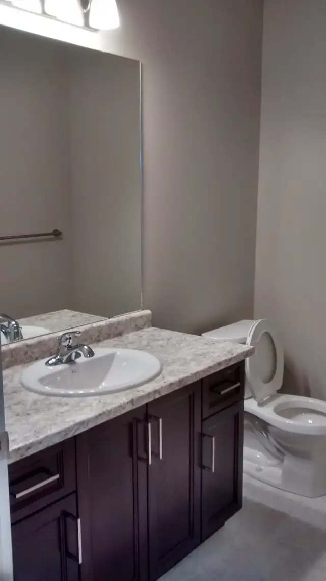 32 Ledgerock Court - 2 Bedroom, 2 Story in Long Term Rentals in Belleville - Image 10