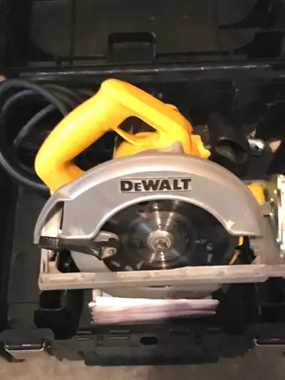 DeWalt DW368 7-1/4” Corded Circular Saw & Case, View more