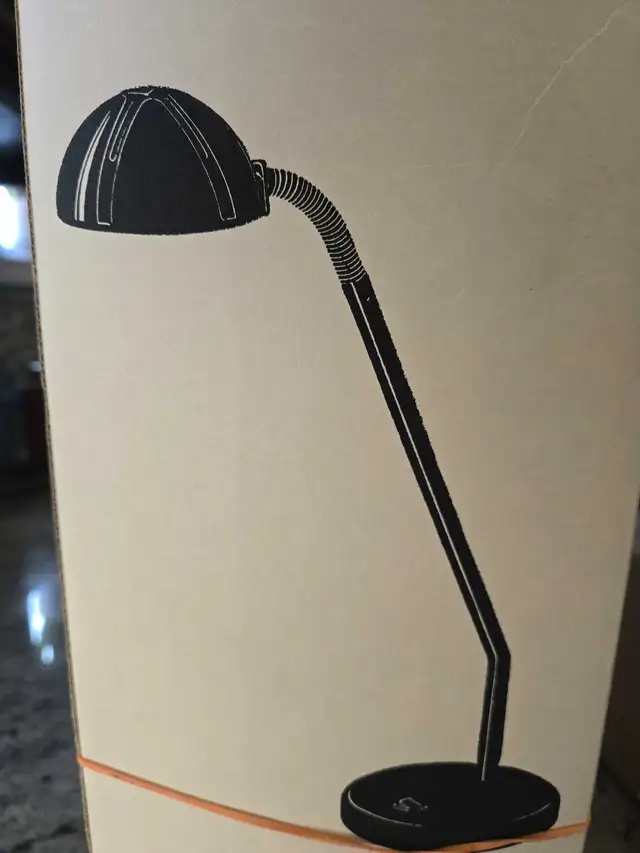 NEW - 18" IKEA Mil Flexible work Lamp in Indoor Lighting & Fans in Oakville / Halton Region - Image 7