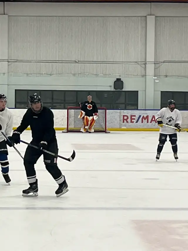 Shinny Hockey in Calgary. Sunday! 