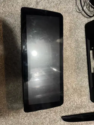 I'm selling an used Mavin BMW e9x Apple CarPlay head unit, a fantastic upgrade for your car's entert...