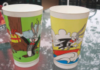 Rare 2 Verres Plastic 50th Anniversaire Looney Tunes 1980