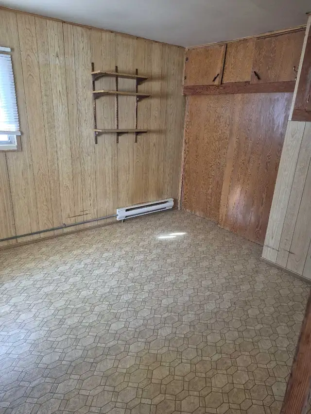 Single bedroom home in Houses for Sale in Saskatoon - Image 11