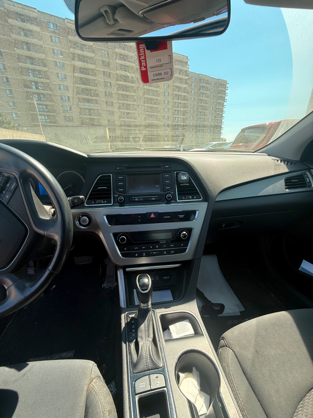 2016 Hyundai Sonata 4dr Sdn 2.4L Auto GLS in Cars & Trucks in Ottawa - Image 2