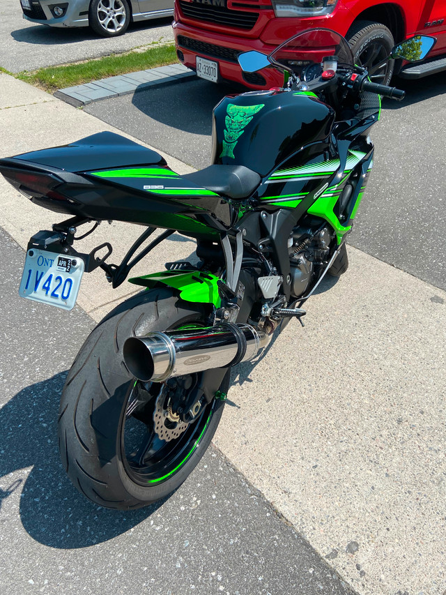 2017 Kawasaki Ninja KRT  636RR in Sport Bikes in Oshawa / Durham Region - Image 3