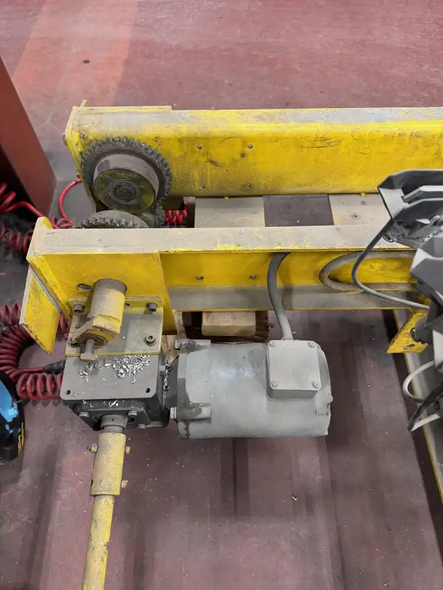 Pont roulant, pas de palan - Overhead crane, no hoist in Other in Drummondville - Image 5