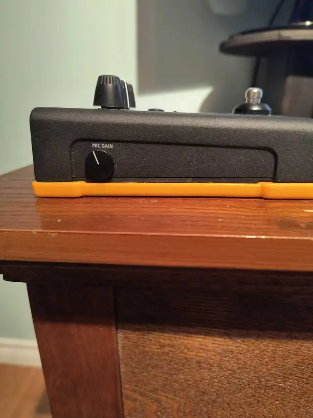 TC Helicon E1 Vocal Echo/Delay Pedal in Amps & Pedals in Bedford - Image 4