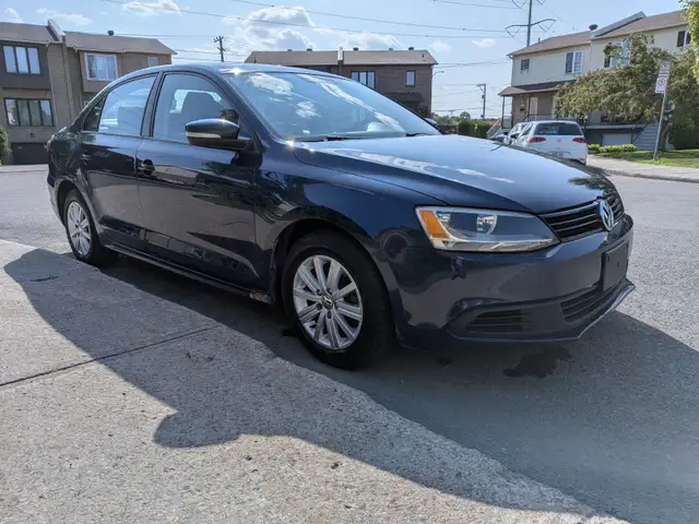 2012 Volkswagen Jetta 2.0L - 138,972 km - Very Clean