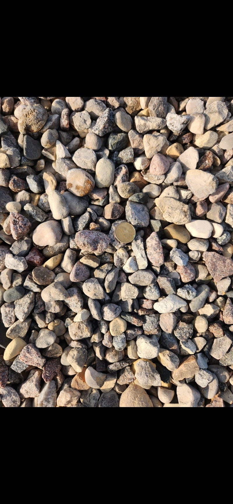 3/4 to 1.5 inch rock for sale Plants, Fertilizer & Soil Winnipeg