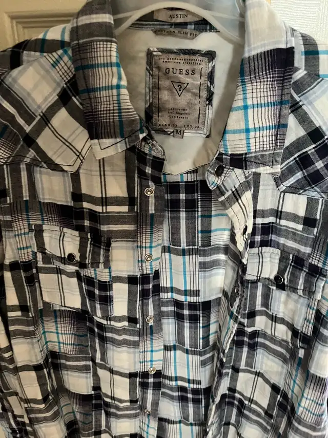 man’s clothes  in Men's in Mississauga / Peel Region - Image 4