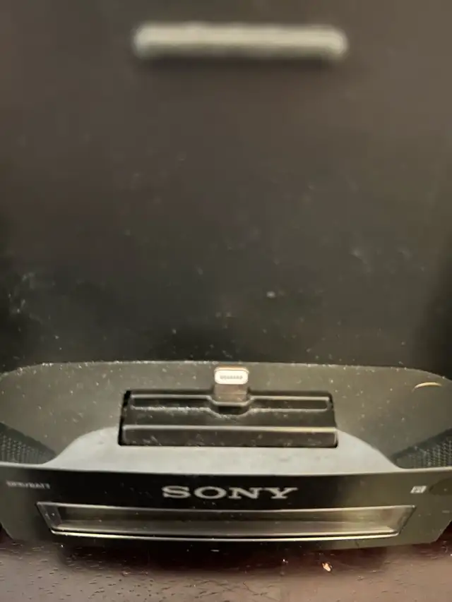 Sony Boombox454255919067965441