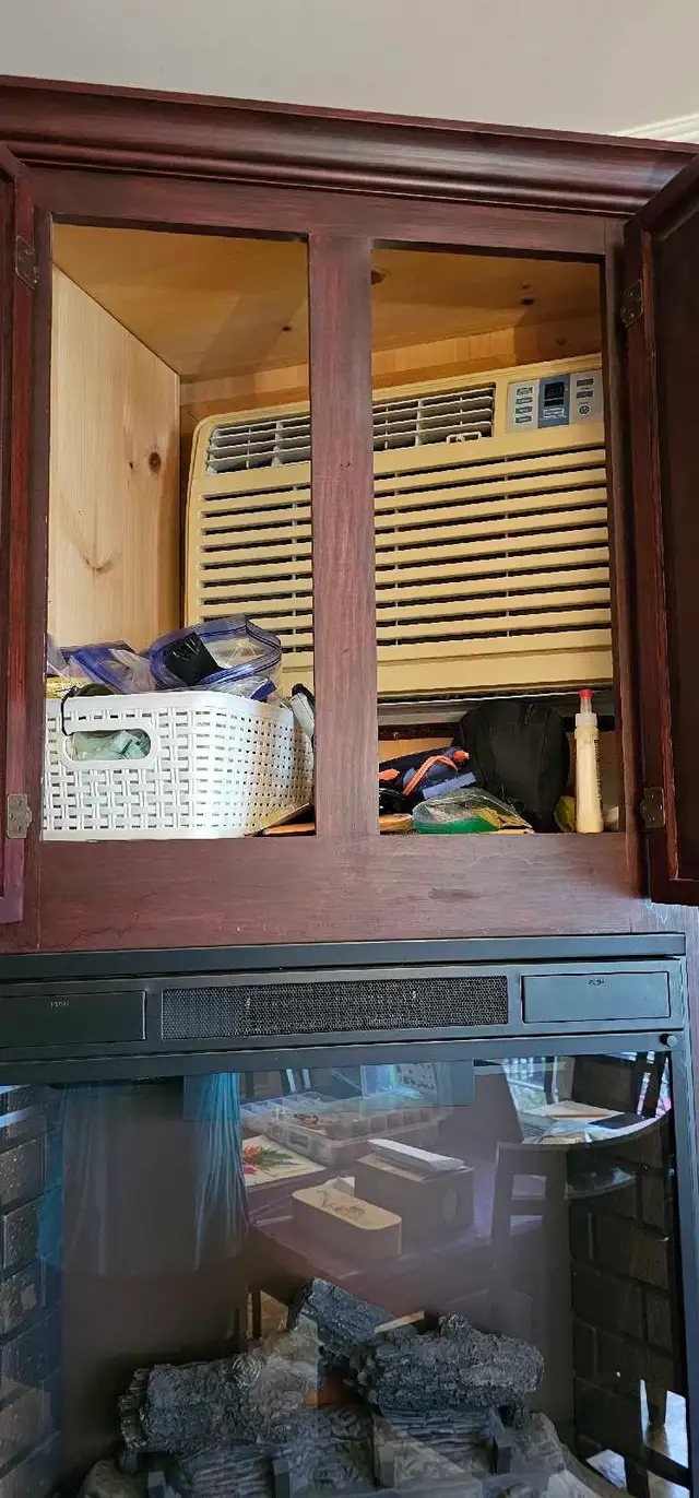 Meuble de coin avec foyer électrique  in Dressers & Wardrobes in Longueuil / South Shore - Image 4