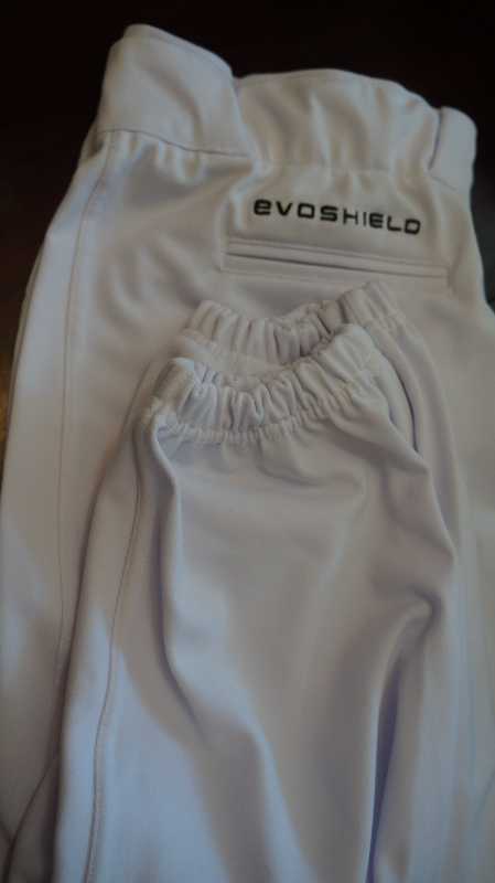 UNIFORM PANTS  -  EVOSHIELD THROWBACK KNICKER in Baseball & Softball in Norfolk County - Image 4