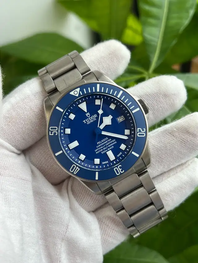 Tudor Pelagos 42mm Titanium Full Set  in Jewellery & Watches in Laval / North Shore - Image 2