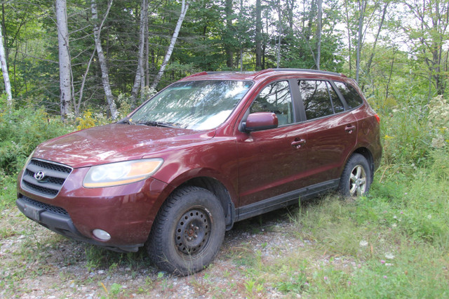 !!!***NEW LOWER PRICE***!!! HYUNDAI SANTA FE for sale 2009 in Cars & Trucks in Sault Ste. Marie - Image 2