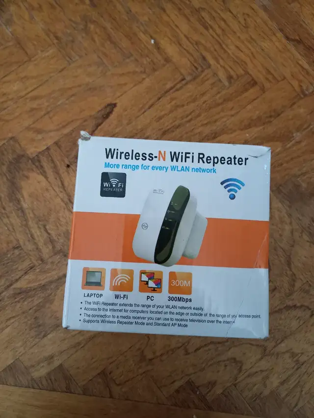 Wireless wifi repeater in Cables & Connectors in Cambridge - Image 2