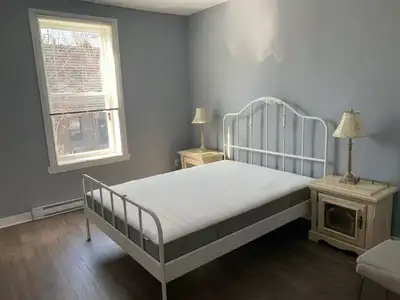 Tétreaultville Grande chambre privée meublée dans un 5½ rénové. ✔ Chambre spacieuse et lumineuse ✔ C...