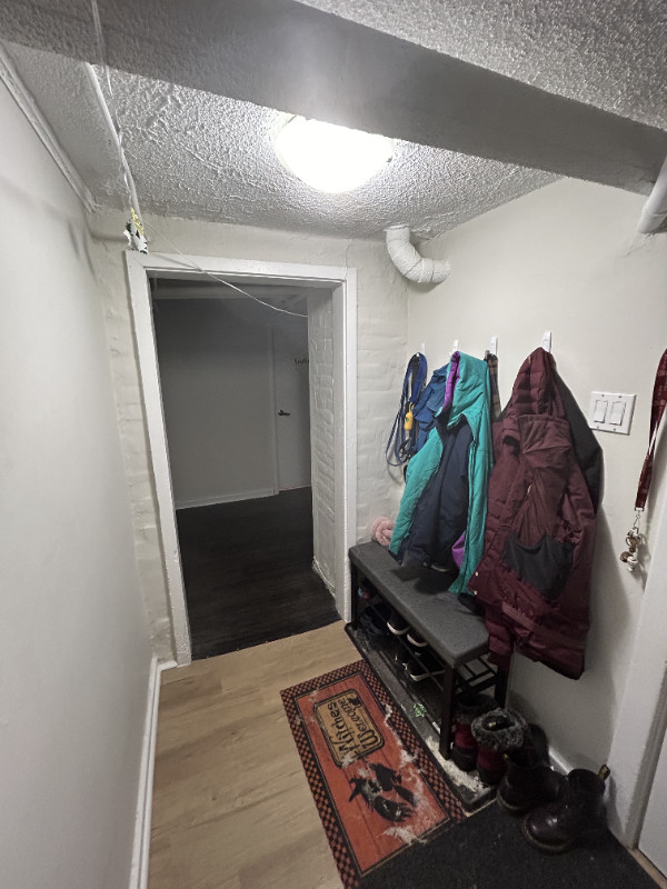 3 Bedroom Spacious Basement Unit Sublet (May 1st-August 31st) in Long Term Rentals in Ottawa - Image 3