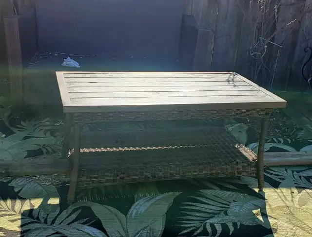 Outdoor Wicker Coffee Table (Brown) in Patio & Garden Furniture in Oakville / Halton Region - Image 2