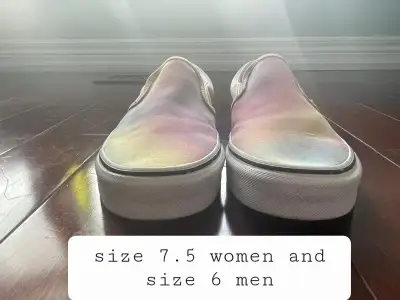 Brand new vans women's size 7.5 and men's size 6, View more