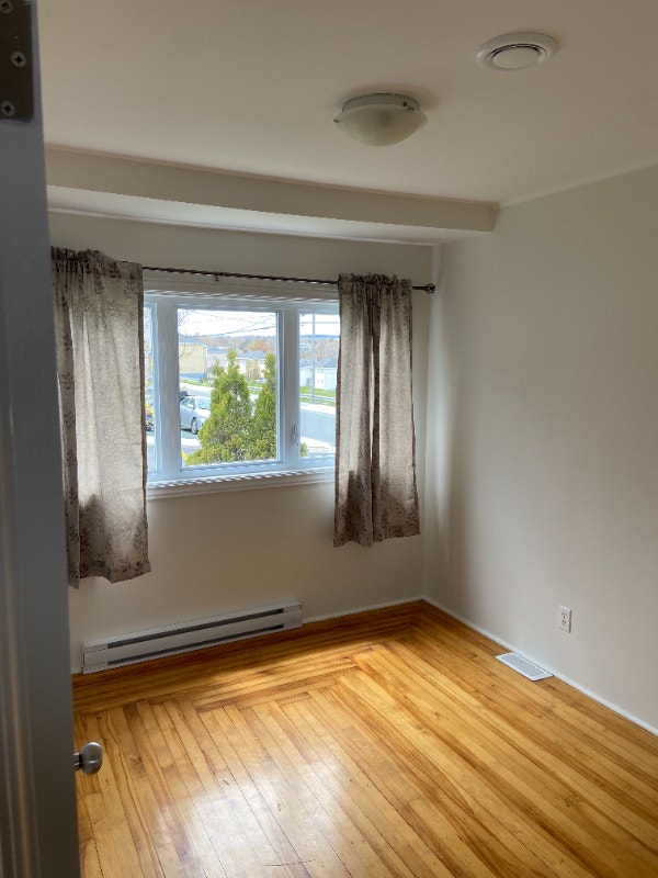 3Bedroom, newly renovated apartment for Rent Long Term Rentals St