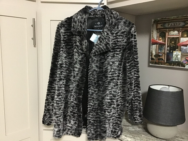 Ladies jacket in Women's - Tops & Outerwear in Moncton