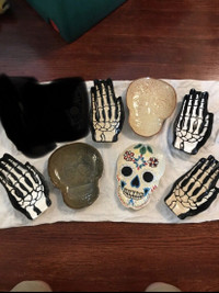 HALLOWEEN IS COMING!! - Skull plates & skeleton candy dishes