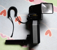 SUNPAK auto 622 Pro-Flash for Film Cameras