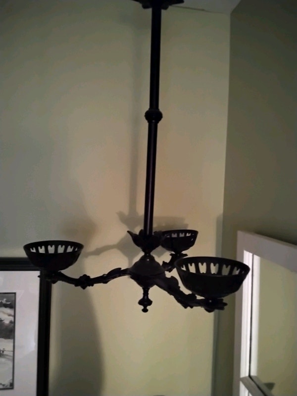3 arm cast iron Victorian hanging oil lamp Arts & Collectibles Brantford Kijiji