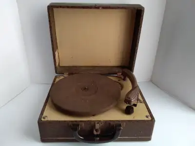 Vintage 1950's Tube Monarch Suitcase Record Player, View more