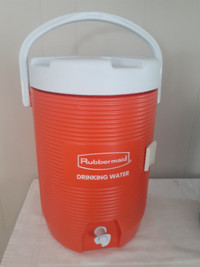 Rubbermaid Drinking Water Cooler