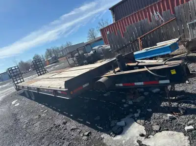 Looking to sell my flatbed trailer, it’s been sitting at my yard and hasn’t been used. The trailer i...