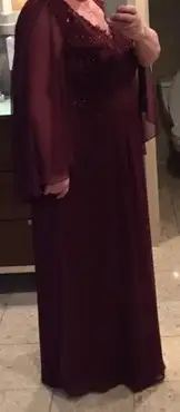 USED ONLY ONCE FOR OUR DAUGHTER'S WEDDING SIZE : X-LARGE BEAUTIFUL BEADS WORK ON THE TOP $ 200.00 OR...