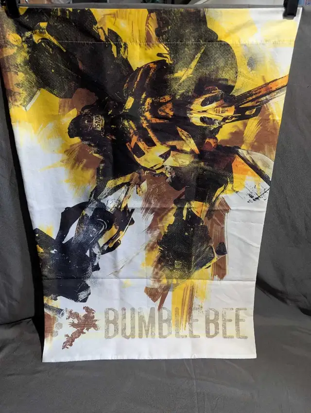 Transformers Reversible Pillow Case Optimus Prime Bumblebee in Bedding in Charlottetown - Image 3