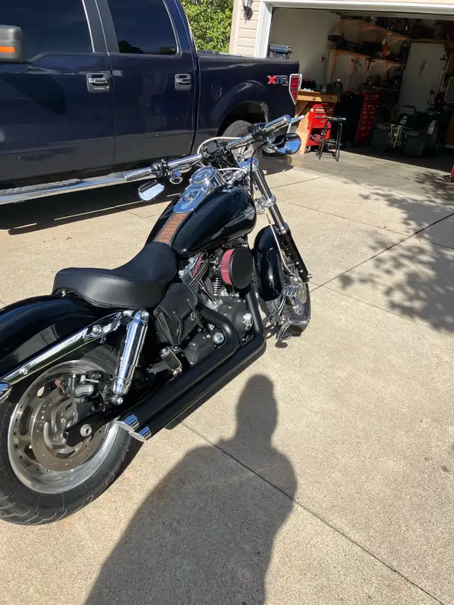 2010 Harley Fatbob in Street, Cruisers & Choppers in Hamilton - Image 4