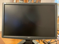 Acer 21.3 inch LCD Monitor X213W
