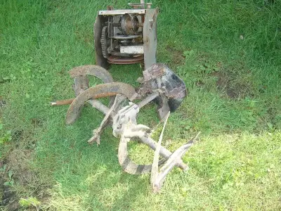 souffleuse beaucoup de pièces a vendre pour souffleuses, View more