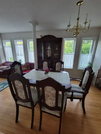 Dining room set - 9 pieces - $400, View more