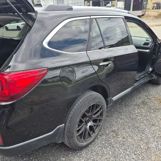Subaru Outback 3.6R Premium Tech555661511194071042