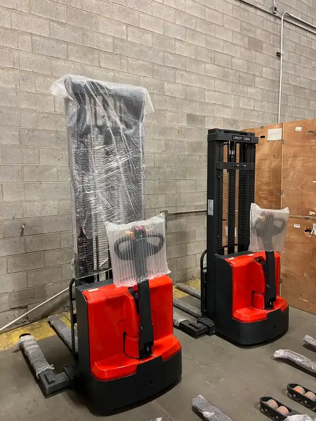 Electric Stacker Pallet - One Year Warranty/Finance Available62863737658241123