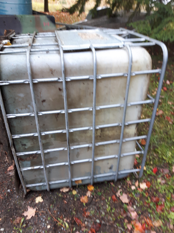 Used oil storage container in Other in Kawartha Lakes
