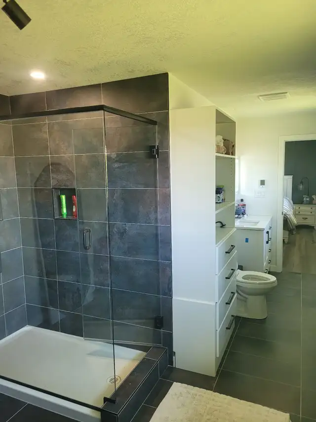 Bathroom renovations65561335991042123