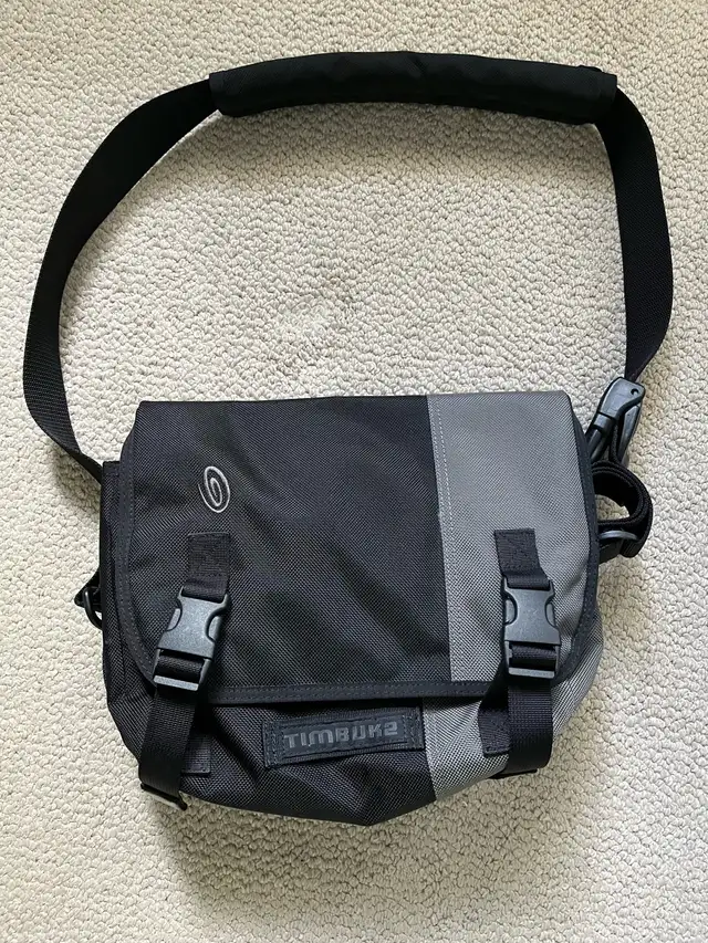 Timbuk2 small messenger bag 63735878901763120