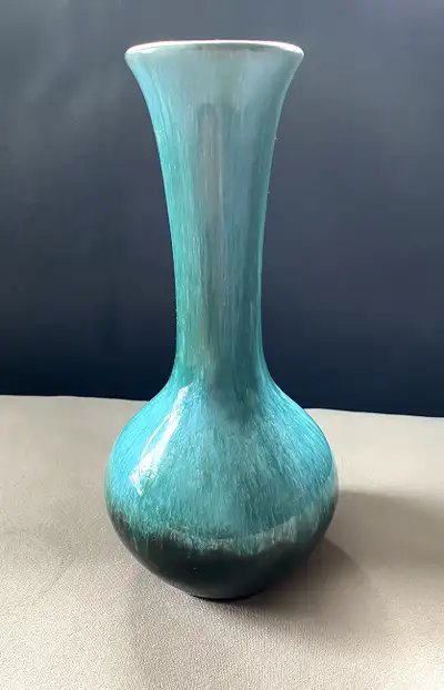 Vintage Blue Mountain Pottery BMP Vase Blue Green Drip Glaze 8.5, View more