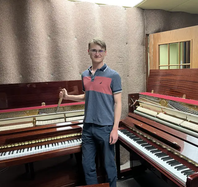 Quality Piano Tuning in Pianos & Keyboards in Strathcona County - Image 2