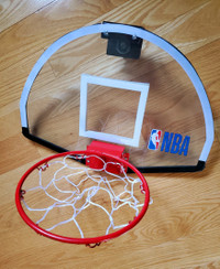 Clamp over the door 9 inch basketball net