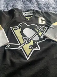 Men’s Large Pittsburgh Penguins jersey 