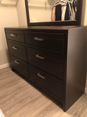 Large 6-Drawer Dresser  in Dressers & Wardrobes in Winnipeg - Image 3