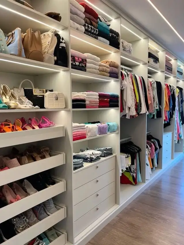 Professional organizer/ cleaner585559429224212482